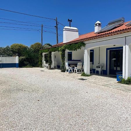 Inviting Holiday Home In Montemor O Novo With Pool Exteriör bild