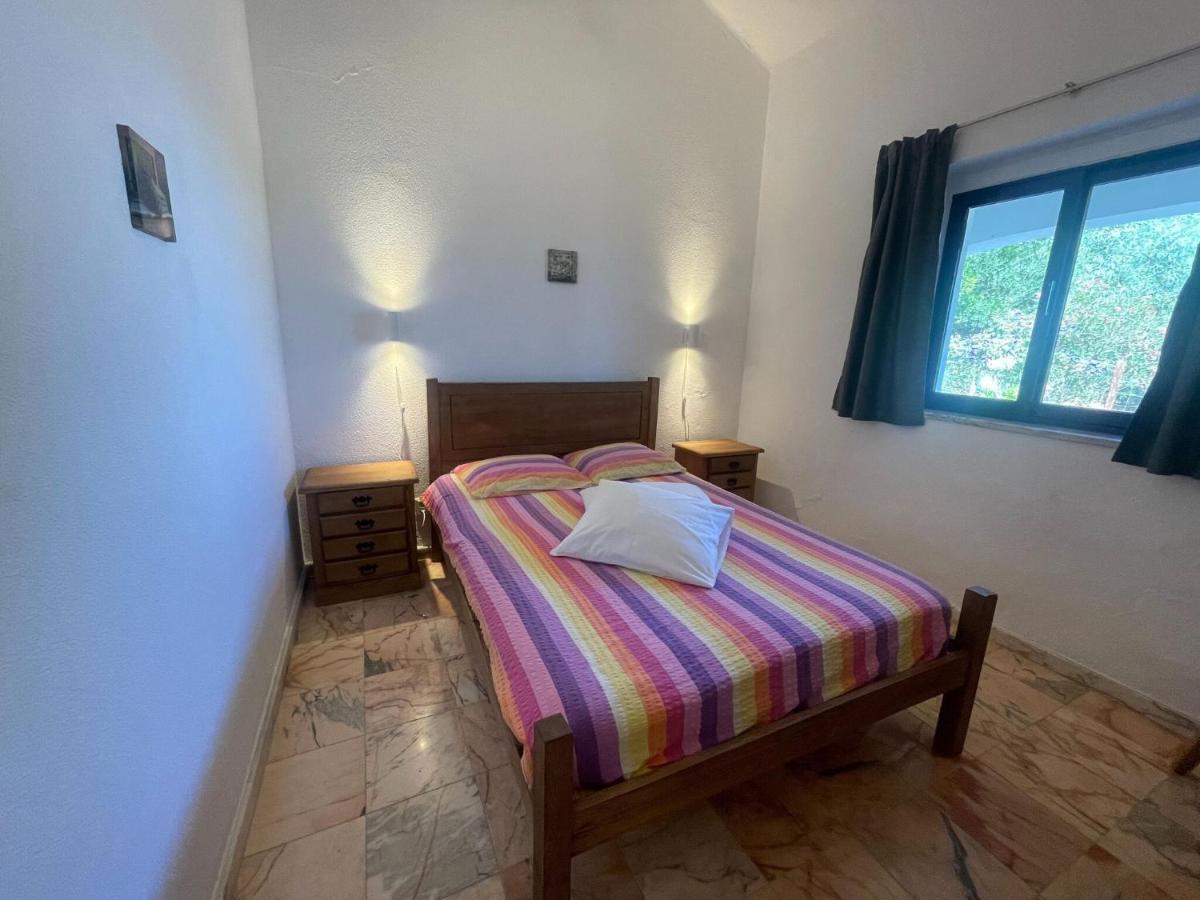 Inviting Holiday Home In Montemor O Novo With Pool Exteriör bild